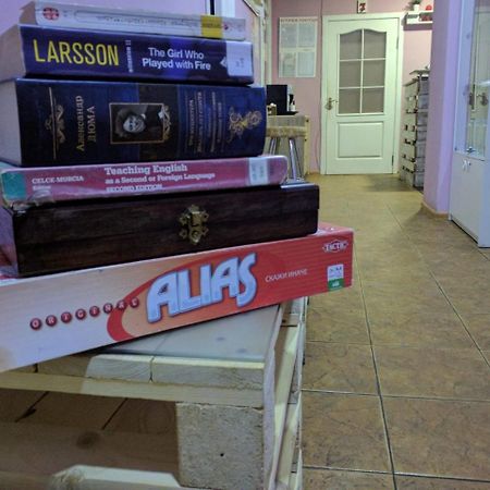 Pallet Hostel Kiev Bagian luar foto
