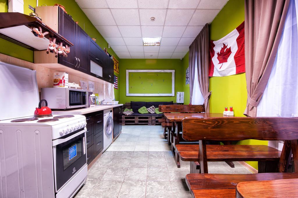 Pallet Hostel Kiev Bagian luar foto