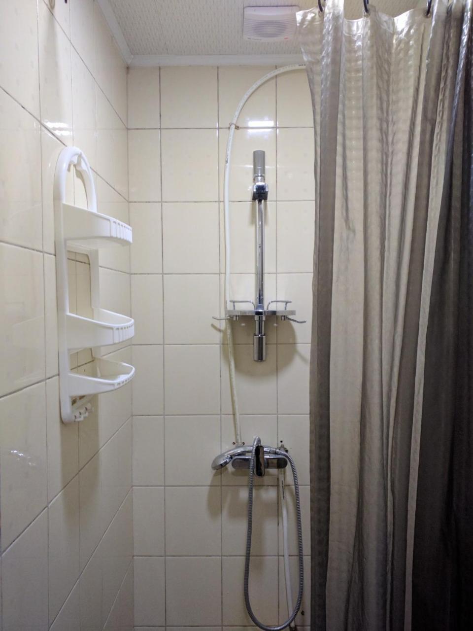 Pallet Hostel Kiev Bagian luar foto